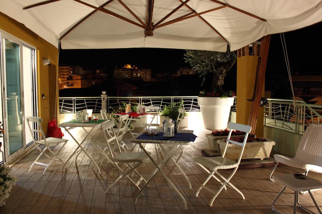 B&B I Fiori Del Mare Agropoli Zewnętrze zdjęcie