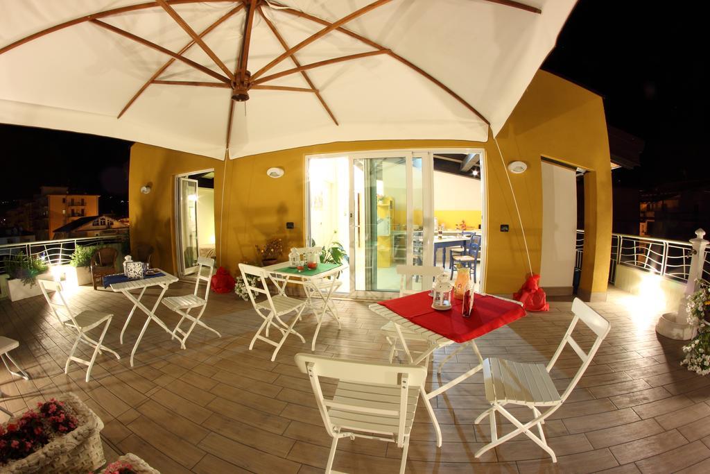 B&B I Fiori Del Mare Agropoli Zewnętrze zdjęcie