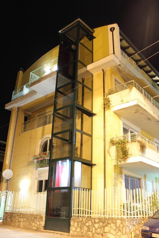B&B I Fiori Del Mare Agropoli Zewnętrze zdjęcie